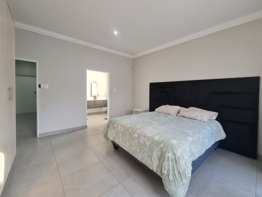 To Let 3 Bedroom Property for Rent in Melodie North West